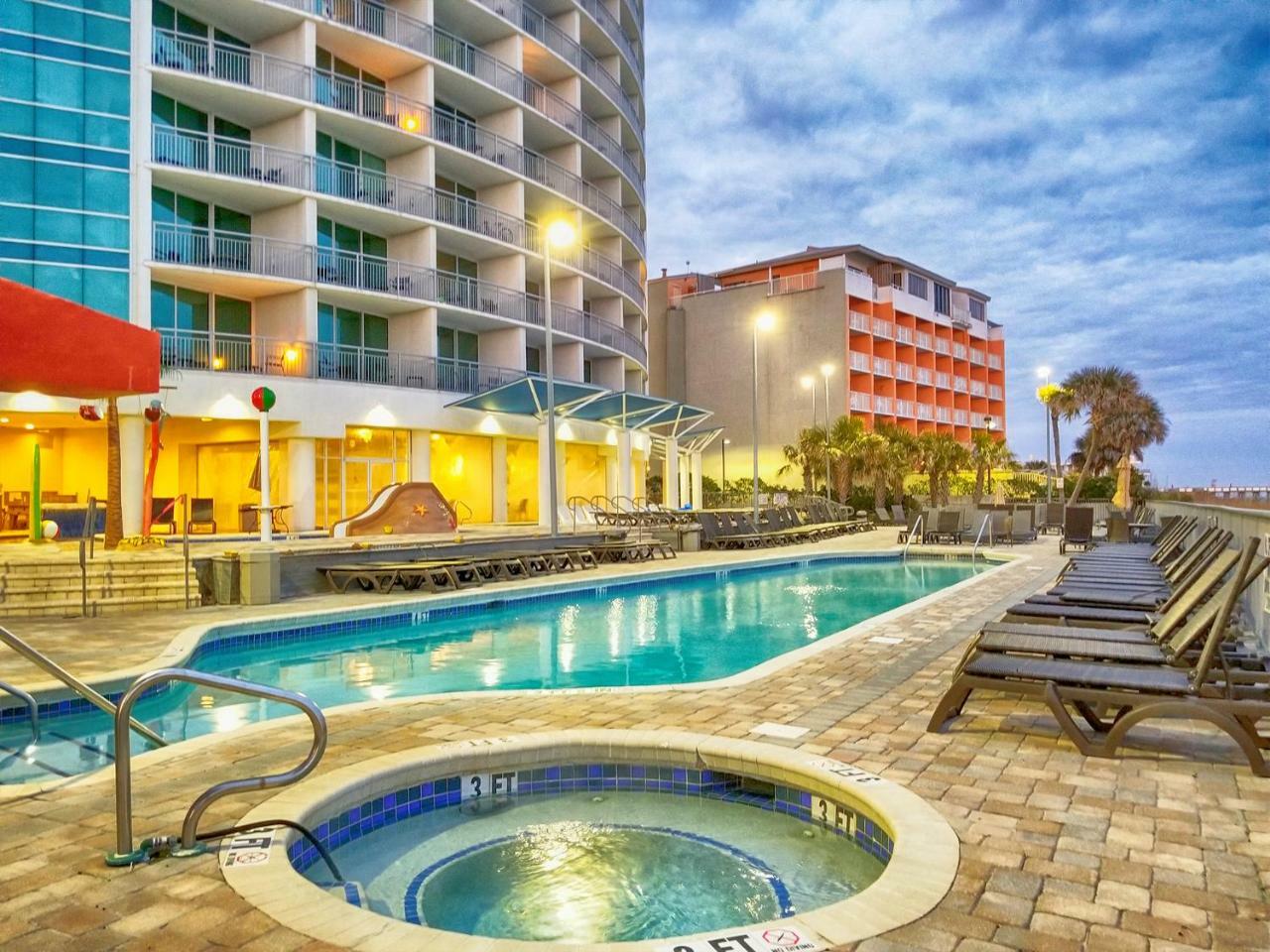 New Modern, Direct Oceanfront, Boardwalk, Views! Myrtle Beach Exterior foto